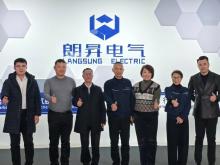 携手共进 聚力共赢 —— 朗昇电气与玉泉酒业达成战略合作